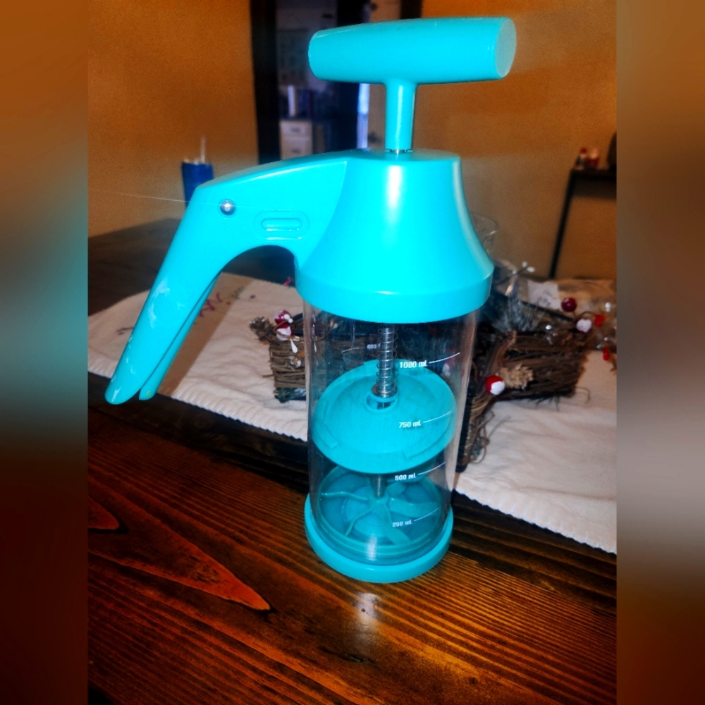 Pampered chef batter mixer